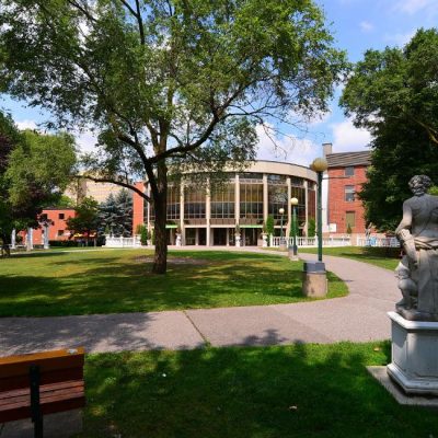 Columbus Centre outdoor courtyard showing art gallery rotunda.